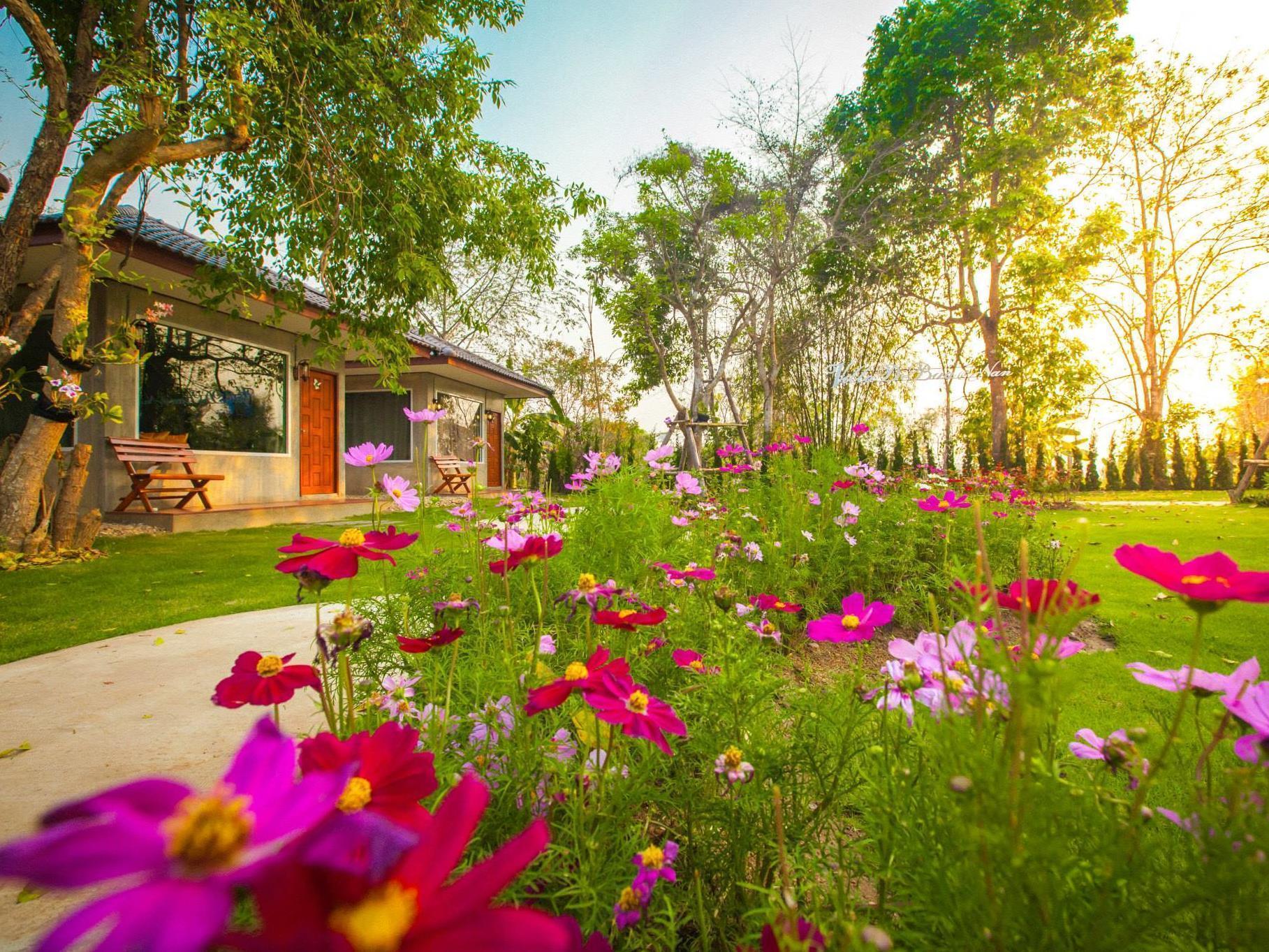 Villa De Bua Resort Нан Екстериор снимка